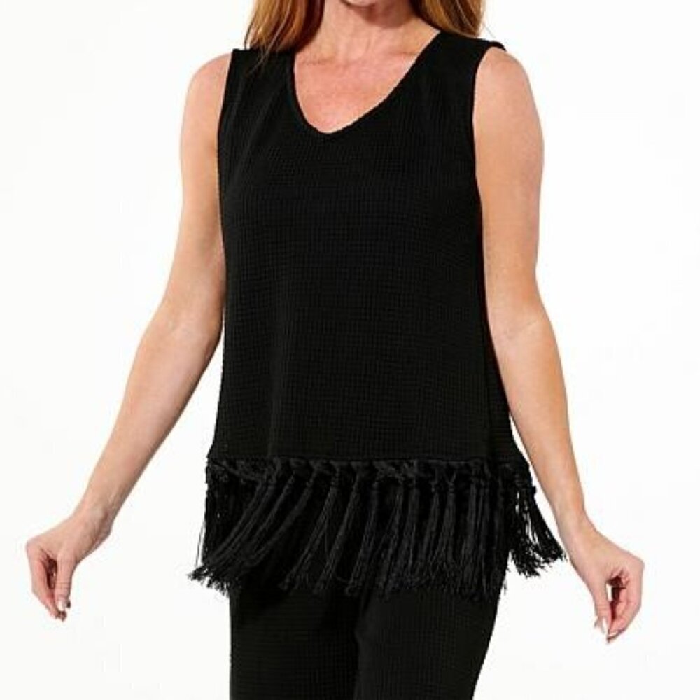 Knotted Fringe Hem Top (NWOT)